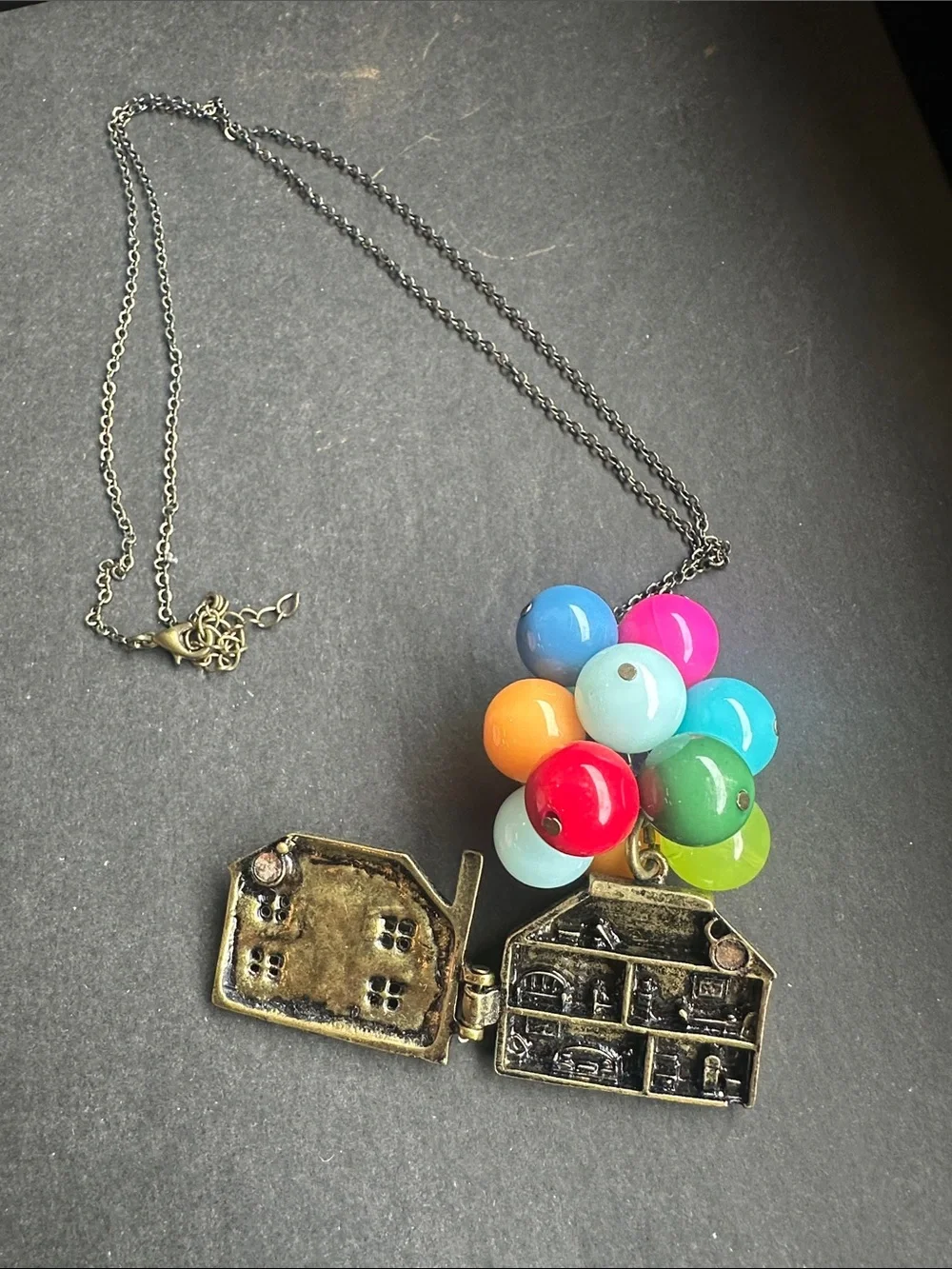 Source Unknown playful necklace